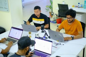 The AI Talent Bubble – What Happens When Every Company Wants the Same People?